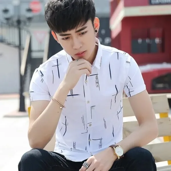 Áo sơ mi nam Hàn Quốc tay ngắn cao cấp trẻ trung kiểu đẹp mẫu mới phối họa tiết chữ  ZUNZY TNFS  thời trang PONIVALAZA  chất vải lụa thái mềm mịn thoáng mát form dáng chuẩn kiểu mới 2024