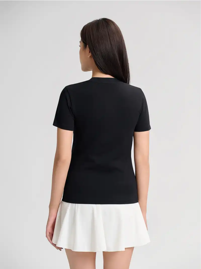 Áo Thun Nữ Dáng Slim Chất Cotton Compact Thoải Mái