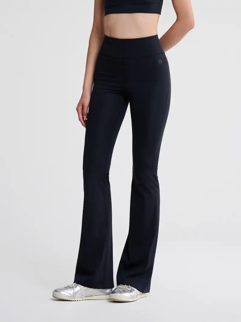 Quần Leggings Sportswear Cạp Cao Phong Cách Thể Thao
