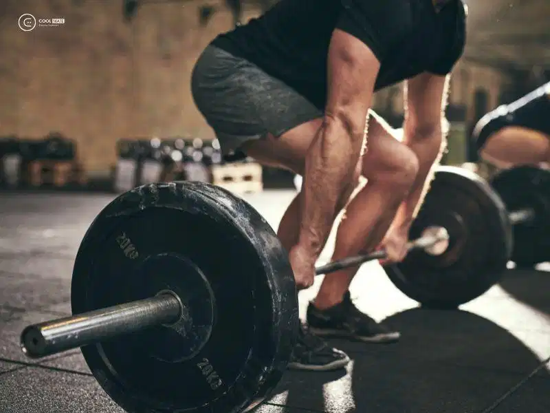 Tập Deadlift đúng kỹ thuật cho nam giới Bài tập Deadlift tăng sức mạnh toàn diện chuỗi cơ thân sau