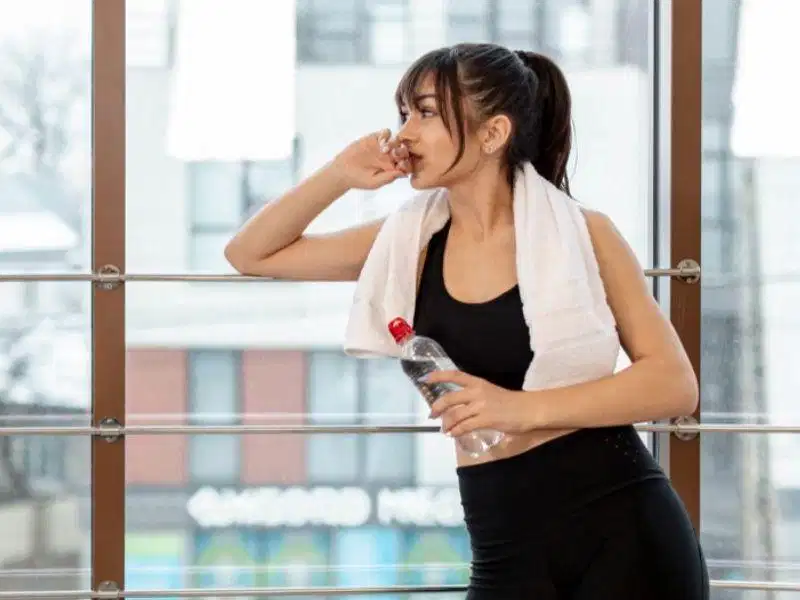 5 sai lầm về trang phục tập gym mà bạn nên tránh xa Các sai lầm phổ biến khi lựa chọn trang phục tập gym gây ảnh hưởng đến hiệu quả vận động
