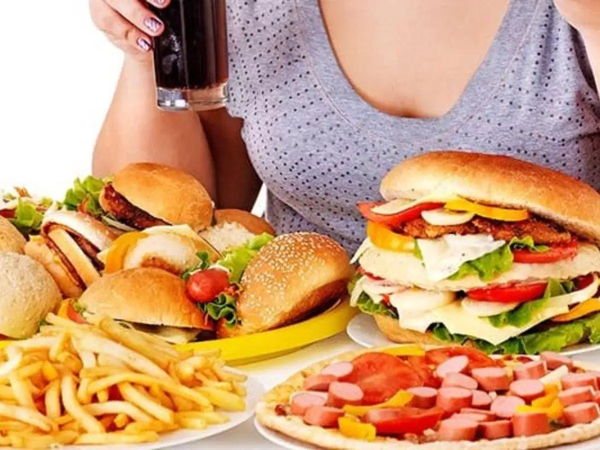 Ăn quá no ngay trước khi tập gym là nguyên nhân gây buồn ngủ Ăn quá no ngay trước khi tập gym là nguyên nhân gây buồn ngủ
