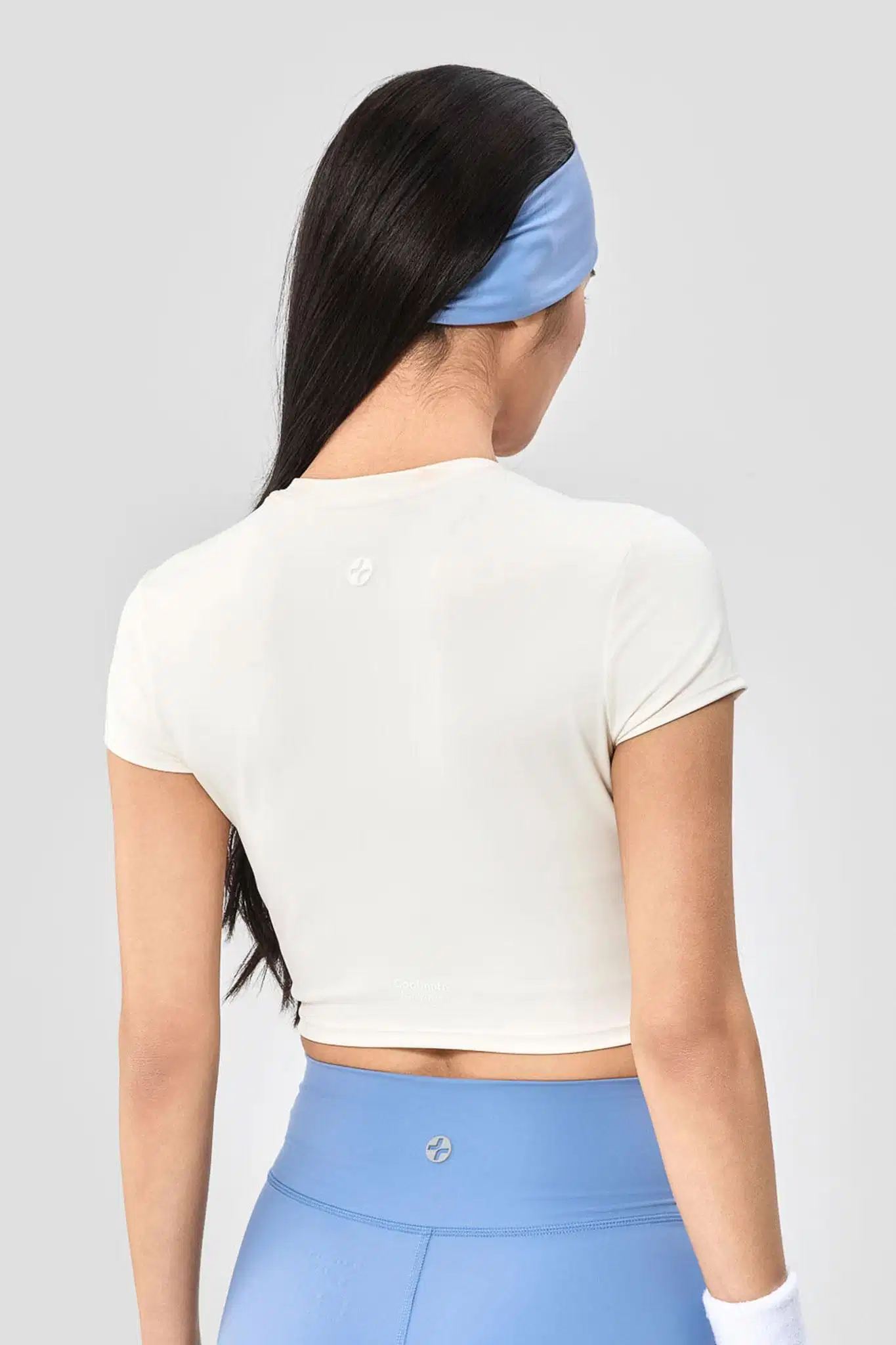 Áo cropped tee slimfit Áo thun tập gym dáng cropped ôm vừa vặn