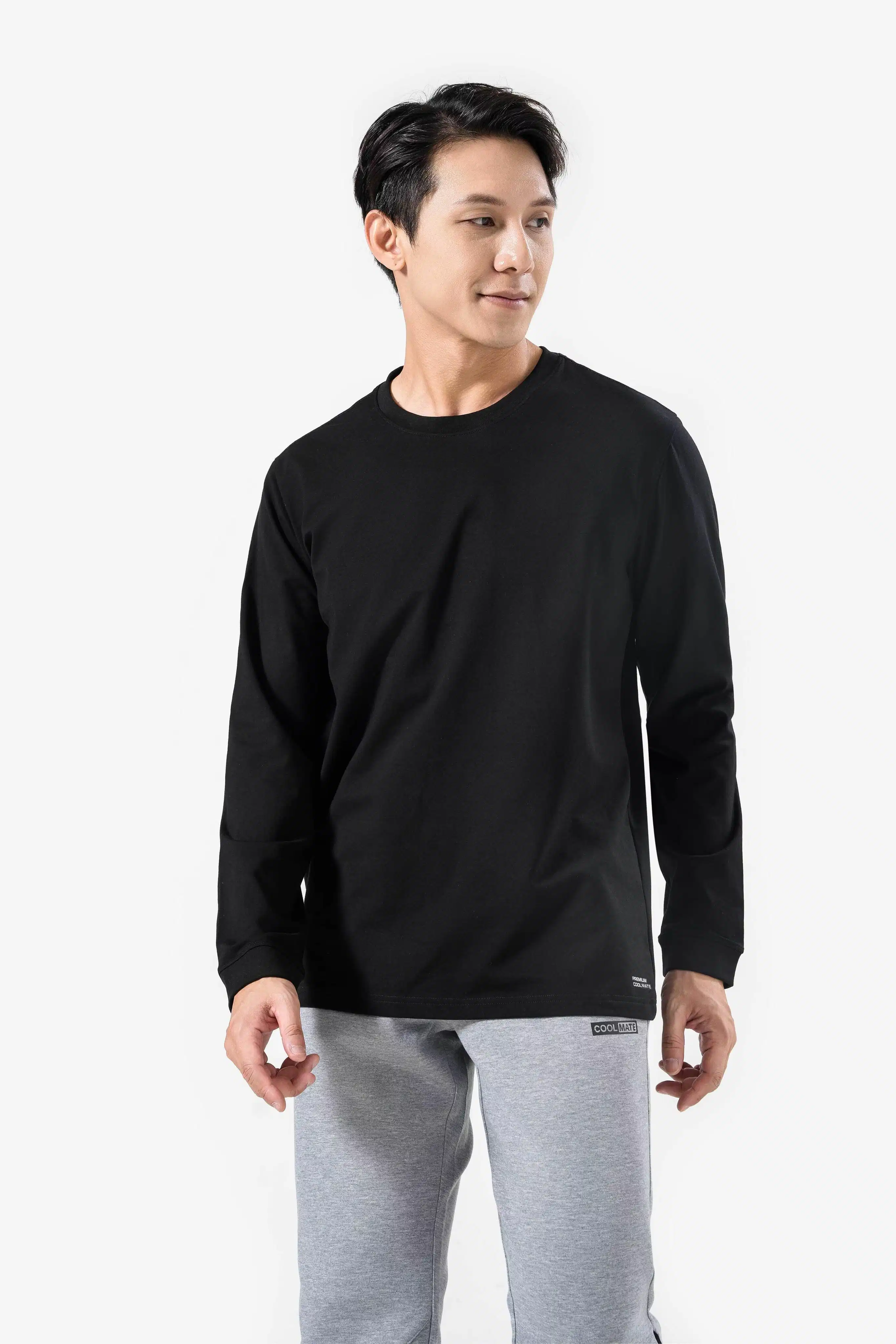 Kết cấu sợi dệt và đường may gấu áo thun Mẫu áo thun dài tay hoàn thiện từ vải cotton compact