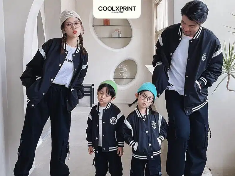 ao-khoac-gia-dinh-cuc-dep-4242 Áo khoác gia đình đồng điệu về màu sắc và chất liệu mùa thu đông