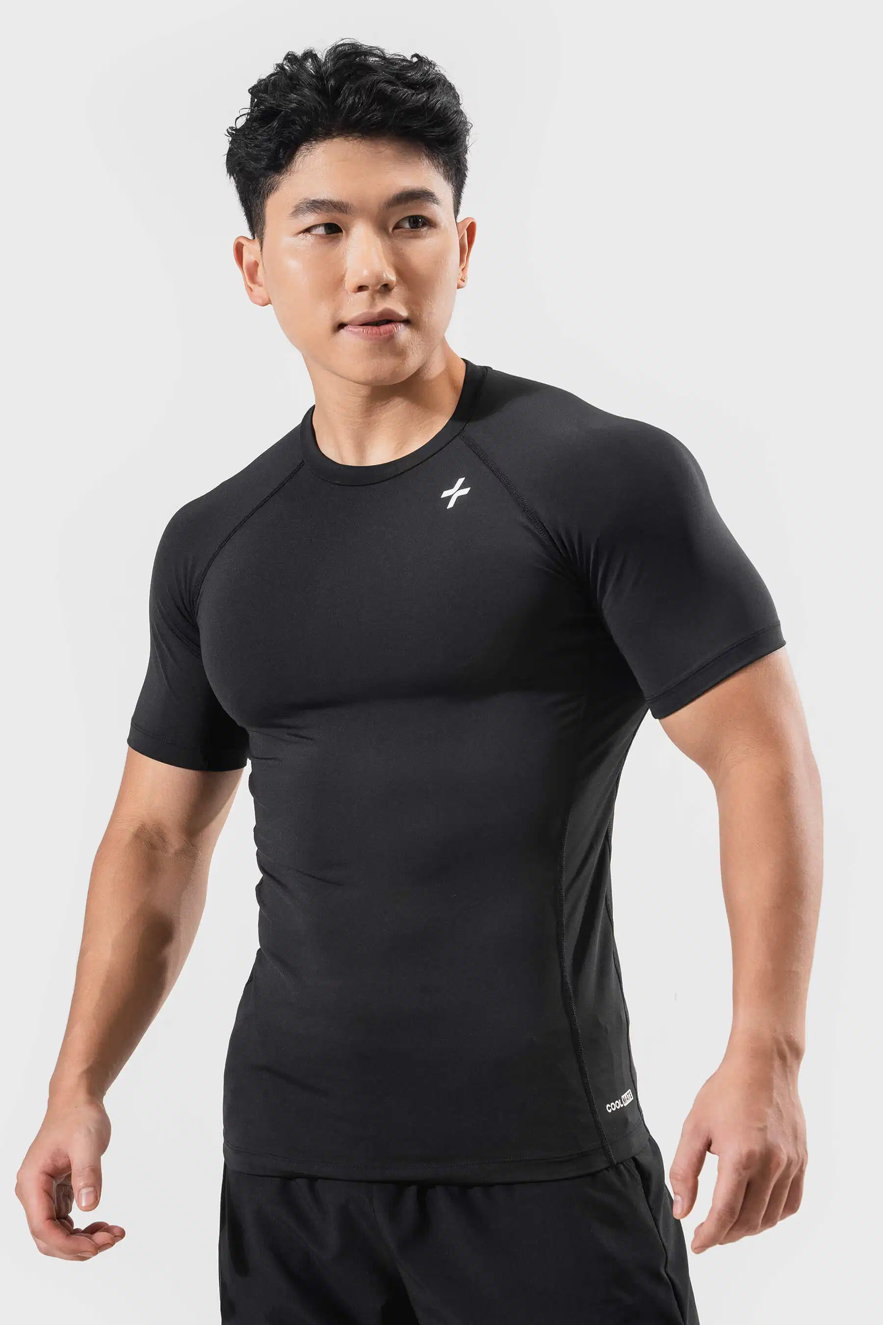 Áo thun tập gym chuyên dụng Áo thun ôm body hỗ trợ thấm hút mồ hôi khi tập nặng