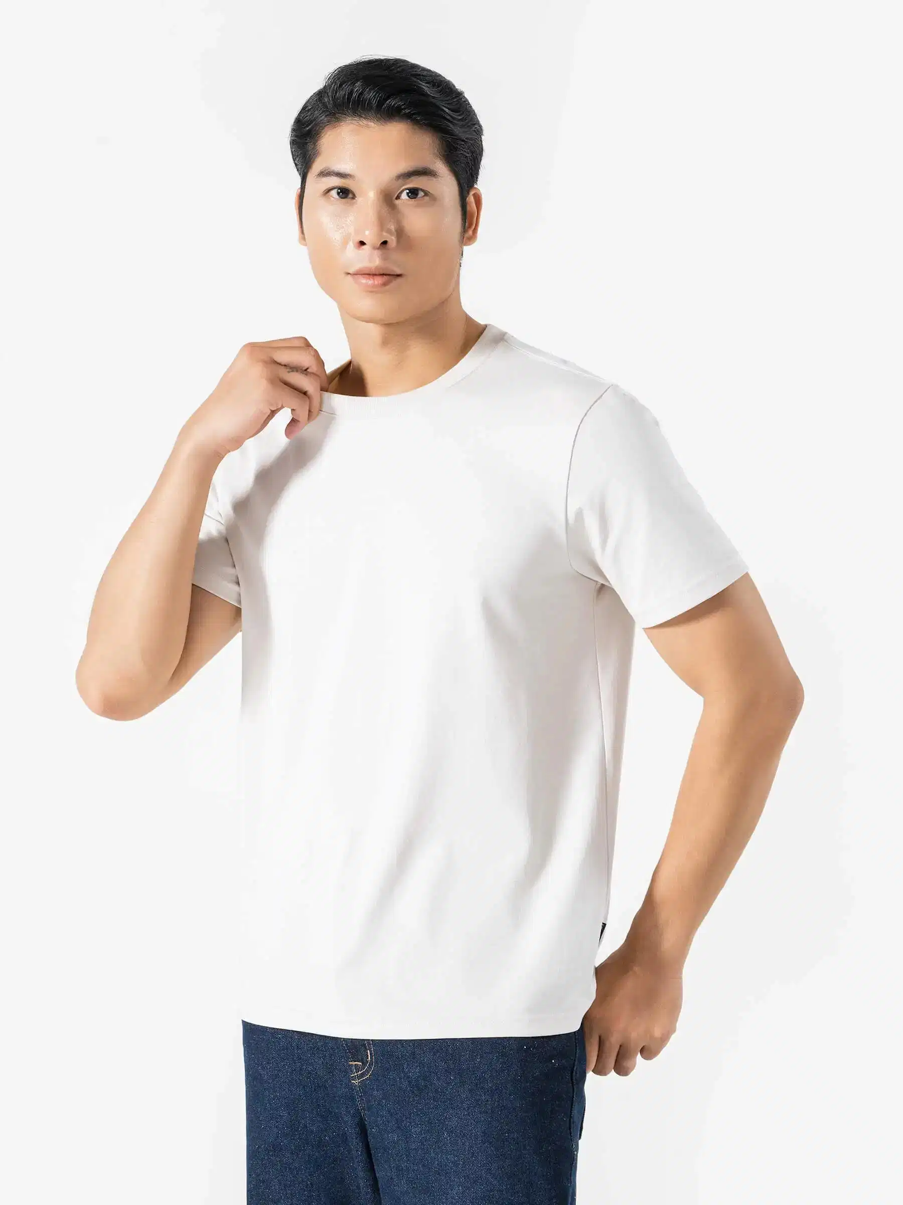 Áo thun cotton trơn cổ tròn Áo thun cotton trơn làm lớp lót trong cho sơ mi