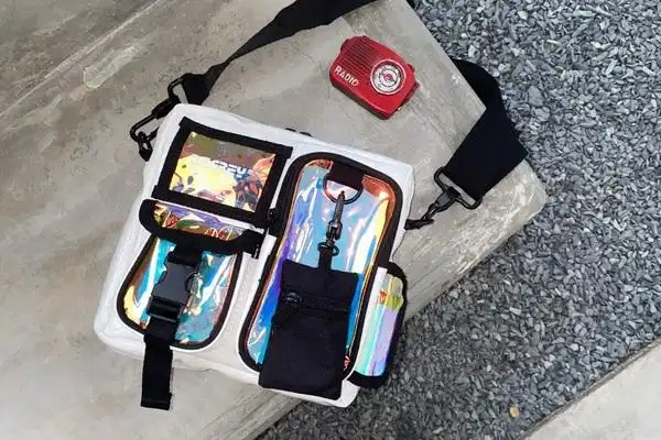Mini Shoulder Bag Holo – MSB Holo Degrey Mini Shoulder Bag Holo ánh xà cừ