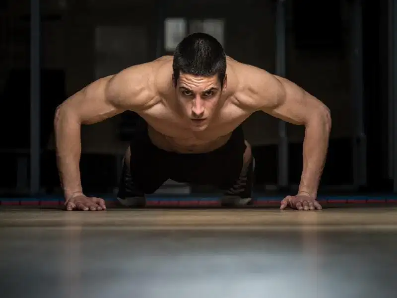 Bodyweight giúp cơ thể săn chắc Vận động bodyweight hỗ trợ thể lực săn chắc và sức khỏe tổng thể