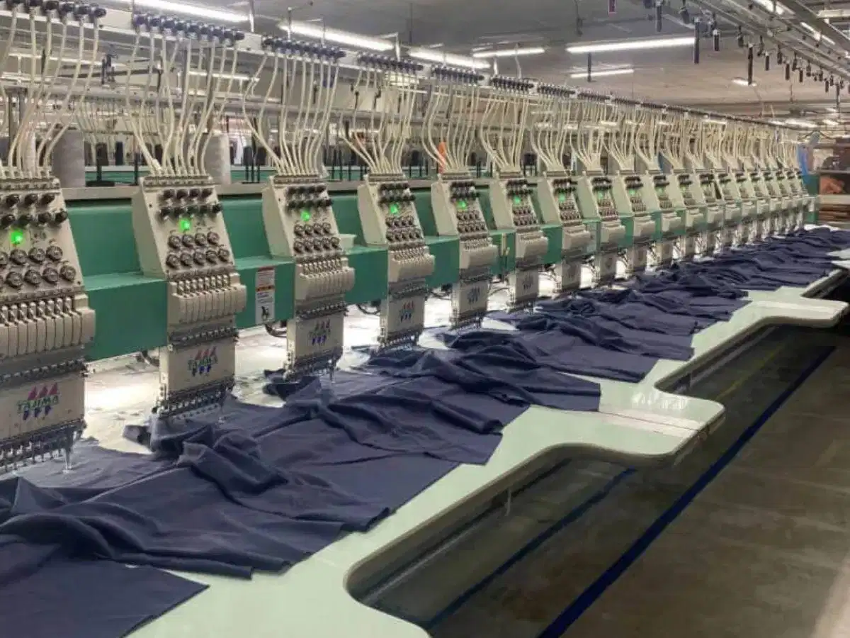 Quy trình sản xuất áo giữ nhiệt Quy trình sản xuất trang phục thời trang đáp ứng độ hoàn thiện cao