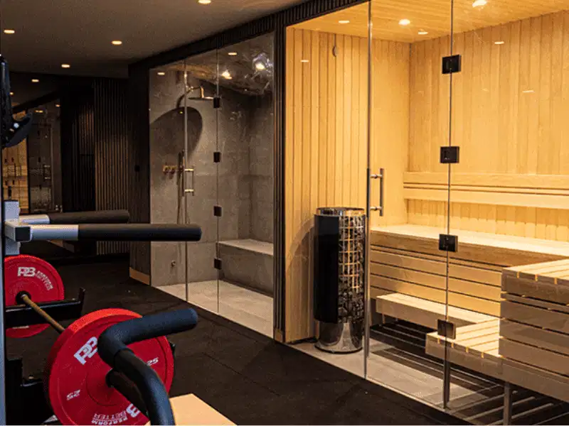 Các tiện ích và dịch vụ đi kèm khiến giá phòng gym tăng Các tiện ích đi kèm làm thay đổi chi phí tập gym