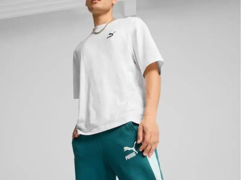 Chất liệu co giãn và mềm mại được ứng dụng rộng rãi trong sporty chic