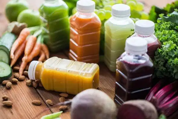 Bổ sung nước rau củ trong chế độ ăn kiêng Detox