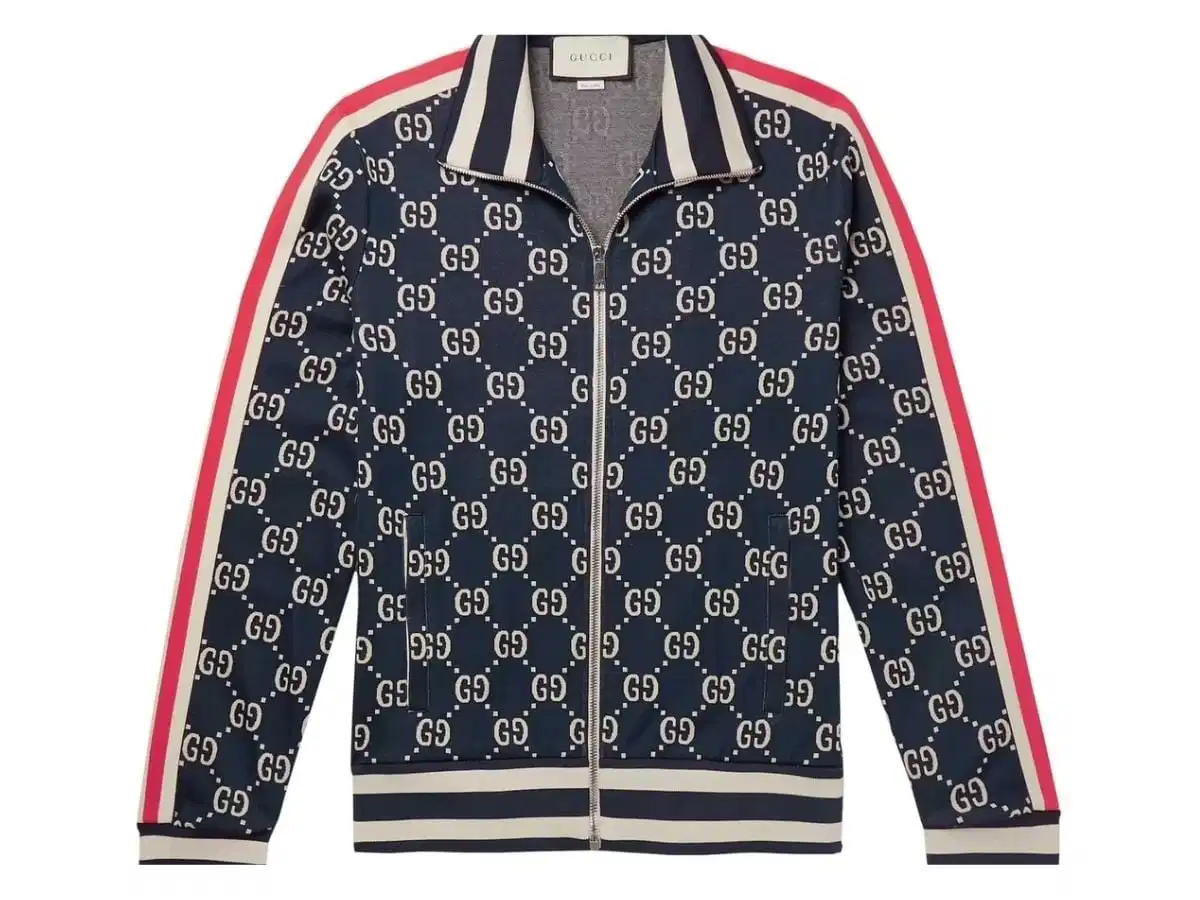 Bomber Gucci với họa tiết monogram và chi tiết thêu Bomber Gucci với họa tiết monogram và chi tiết thêu