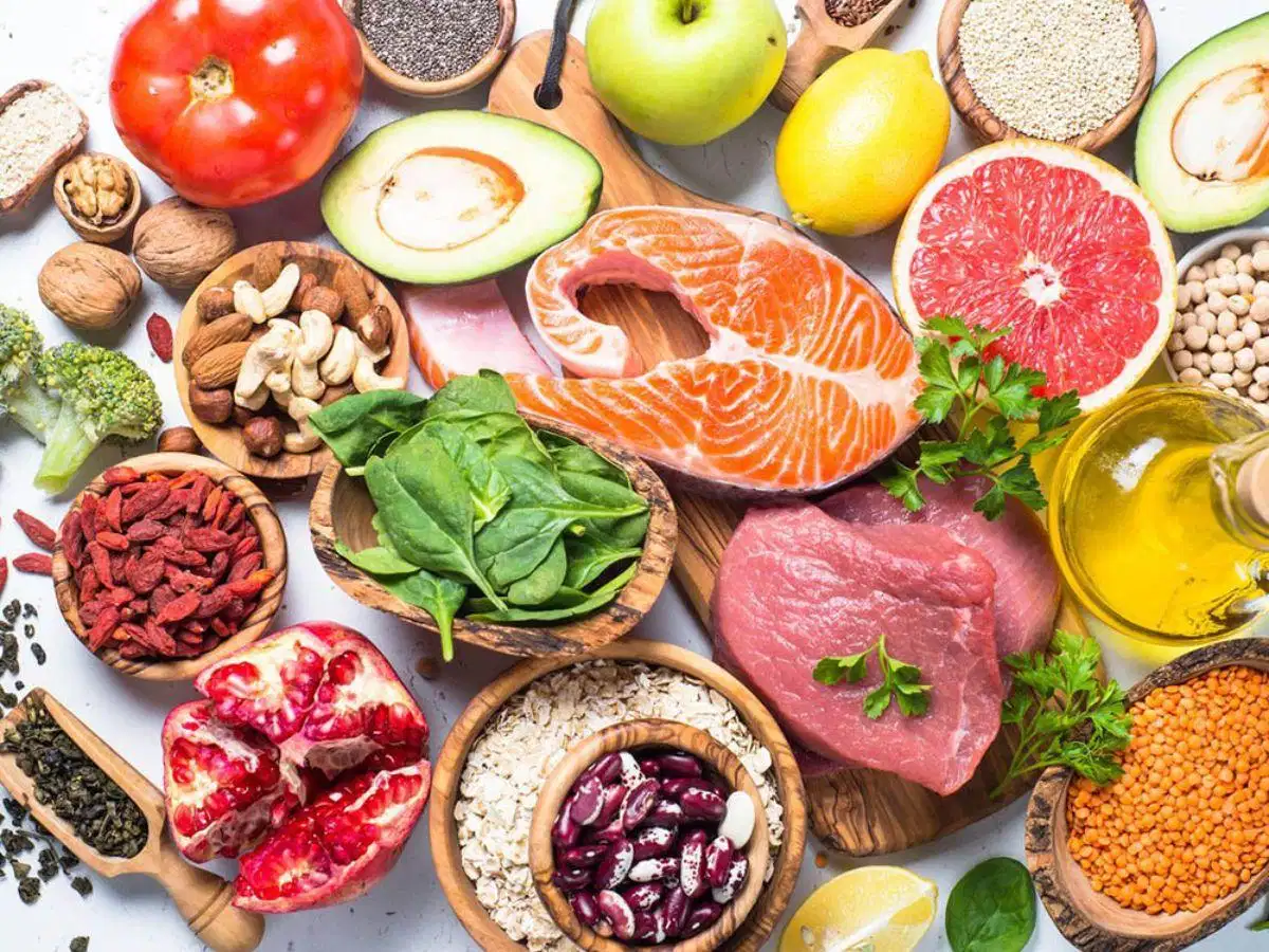 Dinh dưỡng cân bằng hỗ trợ phục hồi cơ bắp và năng lượng Dinh dưỡng cân bằng hỗ trợ phục hồi cơ bắp và năng lượng