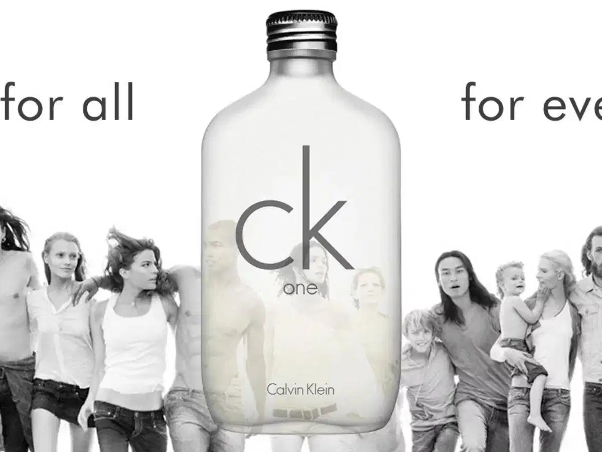 CK One của Calvin Klein là cột mốc lịch sử của dòng nước hoa unisex