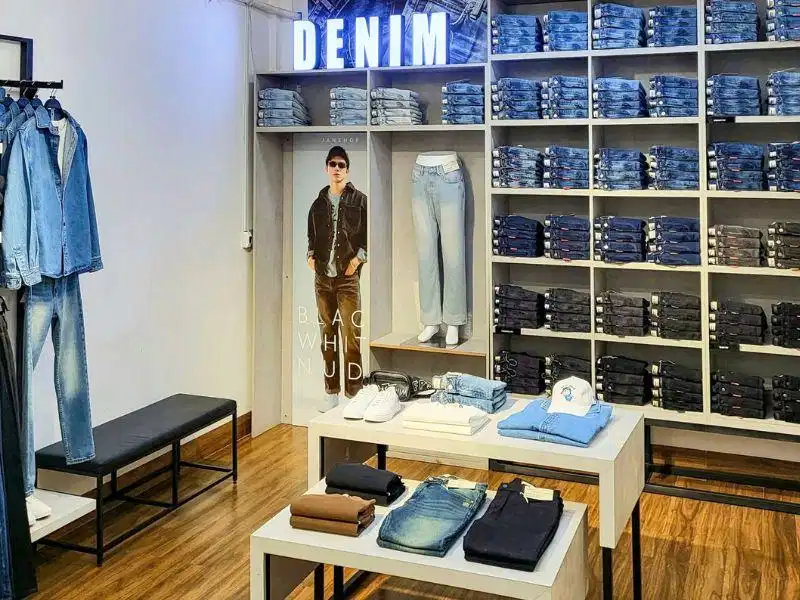 JAN Shop là địa chỉ được bài viết cũ nhắc đến khi tìm quần jean nam ống suông JAN Shop là địa chỉ được bài viết cũ nhắc đến khi tìm quần jean nam ống suông
