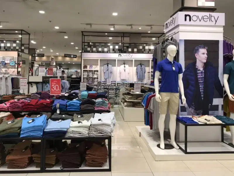 Cửa hàng thời trang Novelty tại Việt Nam
