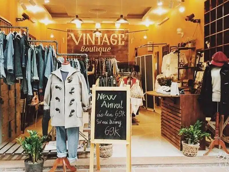 Cửa hàng Vintage Boutique tại Chùa Láng