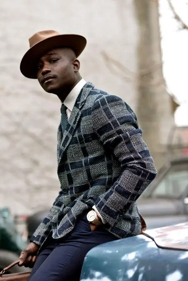 Dapper Lou với phong cách thời trang phóng khoáng giàu tính nghệ thuật
