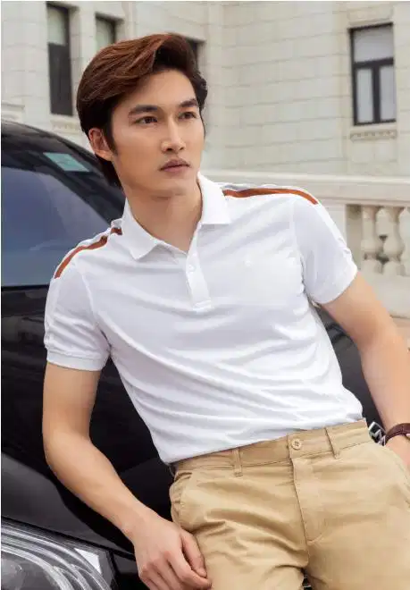Áo polo dáng slim fit ôm gọn cầu vai từ Biluxury