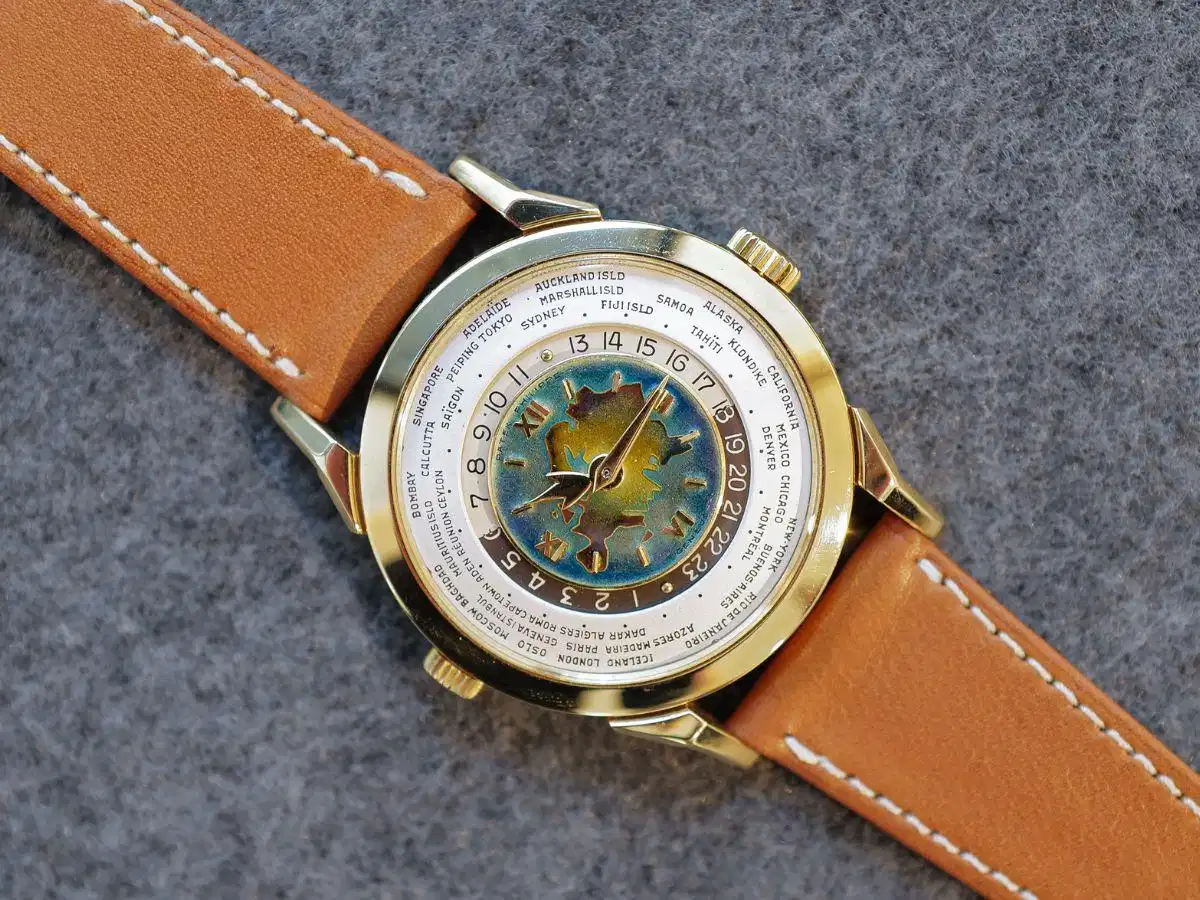 Đồng hồ Patek Philippe Two-Crown Worldtime Ref. 2523 Eurasia Đồng hồ Patek Philippe Two-Crown Worldtime Ref. 2523 Eurasia