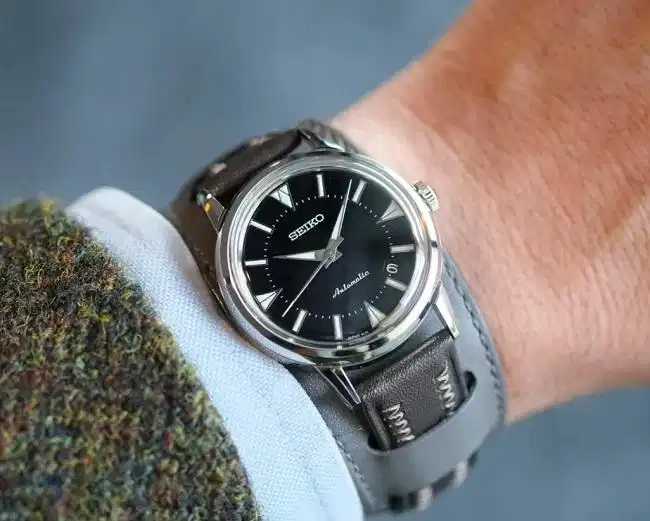 Seiko Prospex SJE085J1 tái hiện mẫu dã chiến Alpinist 1959