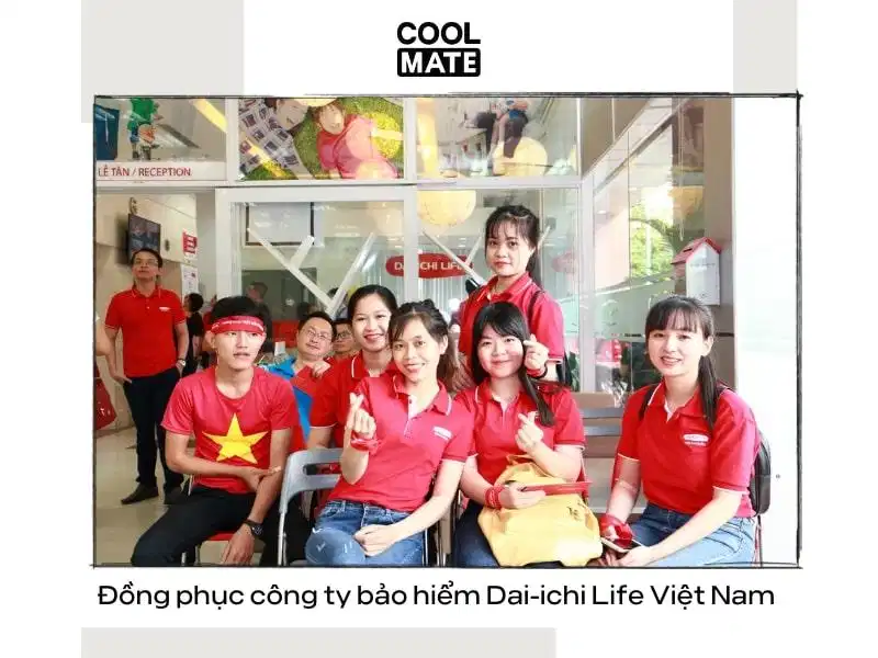 Đồng phục Dai-ichi Life Việt Nam Đồng phục phối trắng đỏ thanh lịch của Dai-ichi Life Việt Nam