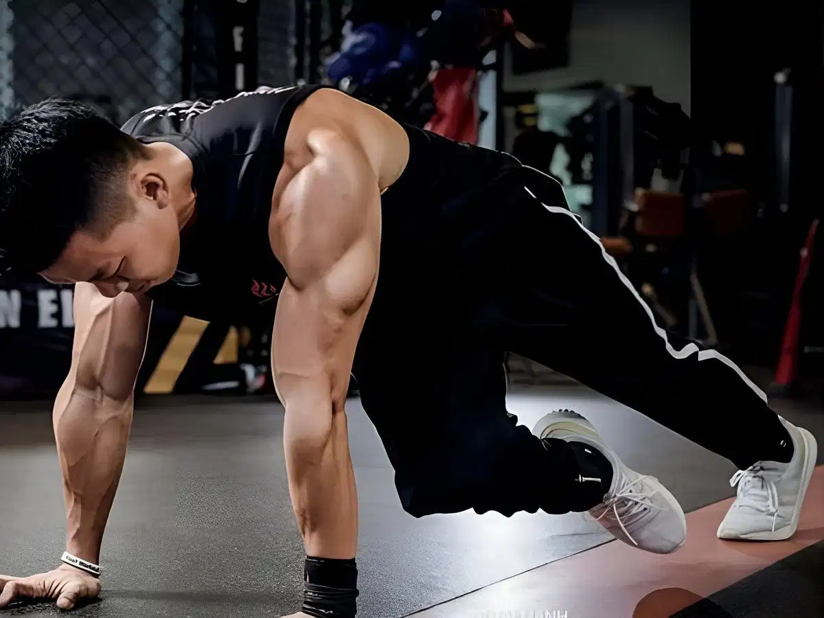 Giày cho HIIT và Cross-training Mẫu giày đa năng phù hợp cho các bài tập cường độ cao HIIT và Cross-training