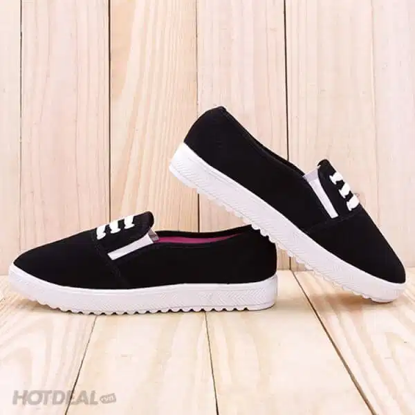Giày slip-on nam Bata với cấu trúc đế dẻo tiện dụng