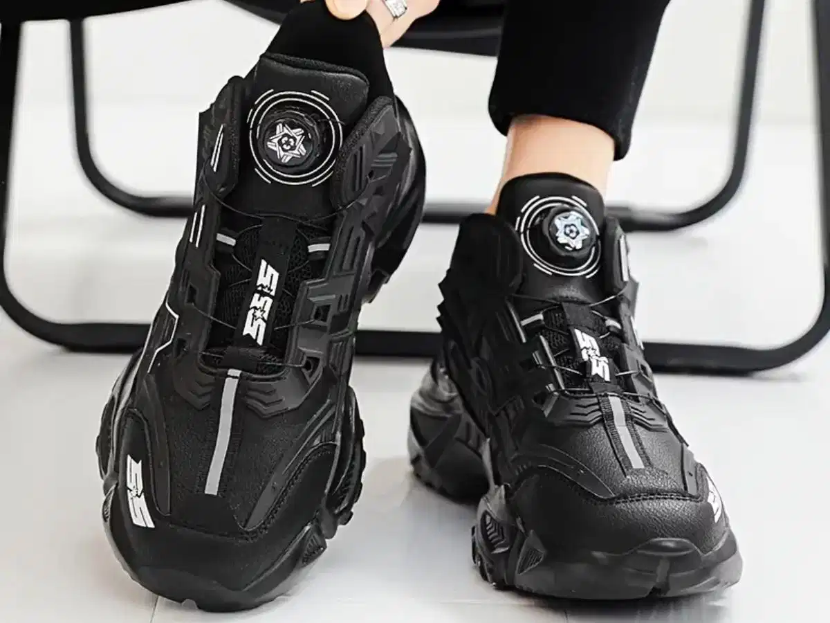 Giày sneaker chunky đế thô