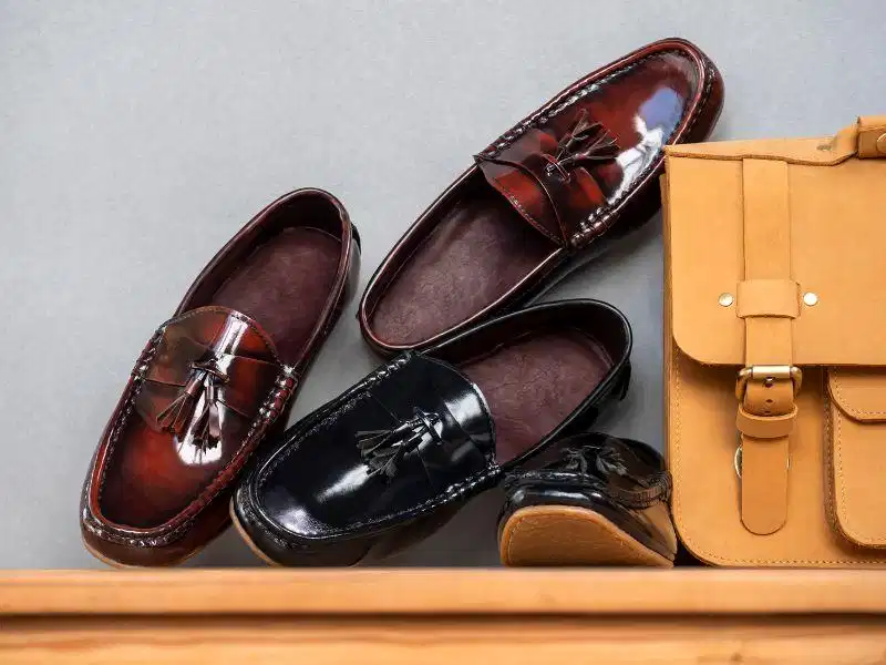 Giày Tassel Loafer phù hợp với nhiều trang phục formal