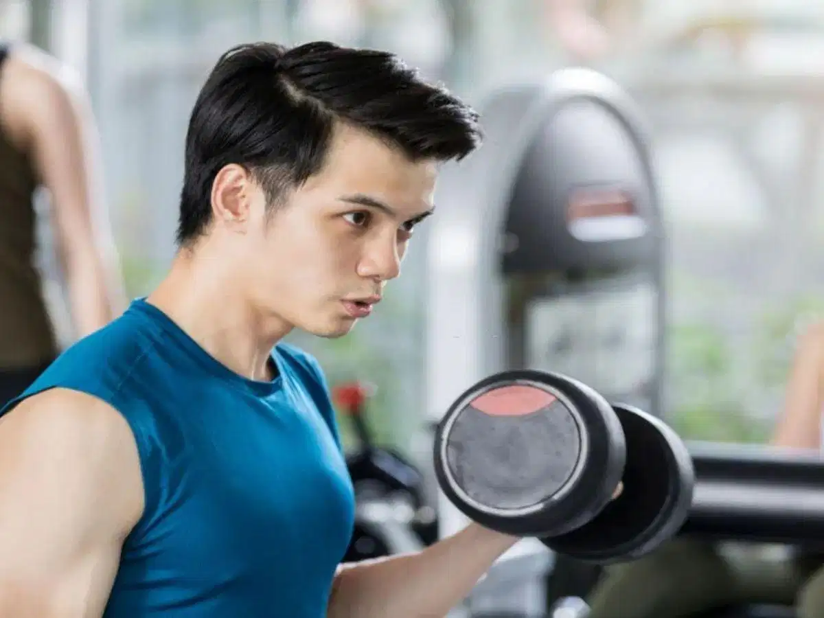 Hít thở đúng kỹ thuật theo từng nhóm bài tập giúp tăng sức bền, tối ưu hiệu suất và giảm nguy cơ chấn thương Hít thở đúng kỹ thuật theo từng nhóm bài tập giúp tăng sức bền, tối ưu hiệu suất và giảm nguy cơ chấn thương