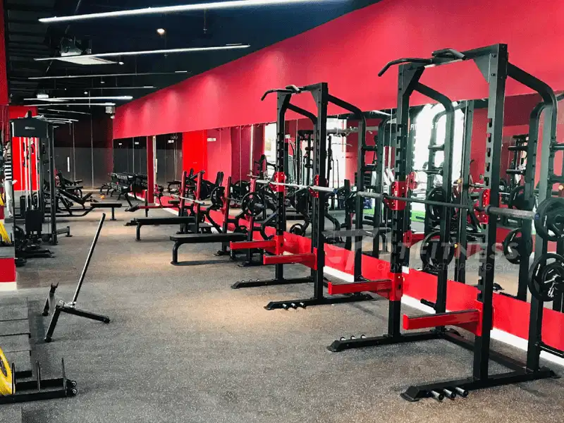 Flash Fitness Him Lam Không gian thoáng mát hiện đại tại Flash Fitness Him Lam Quận 7