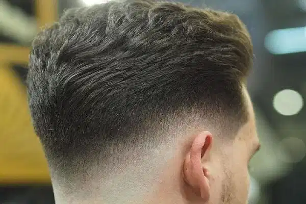 Hiệu ứng tóc Fade nam chuyển sắc mượt mà Hiệu ứng tóc Fade nam chuyển sắc mượt mà