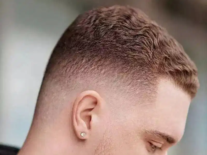 High Fade Crew Cut tạo tương phản cao