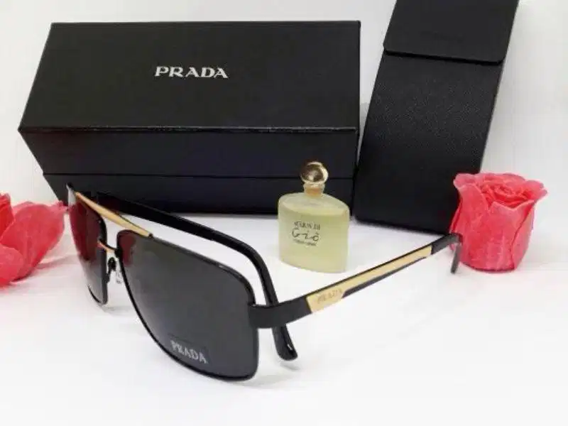 Kính mắt Prada Kính mắt Prada gọng hình học tối giản