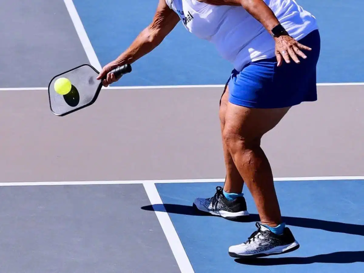 Kỹ thuật forehand pickleball chuẩn xác Kỹ thuật đánh forehand trong môn pickleball