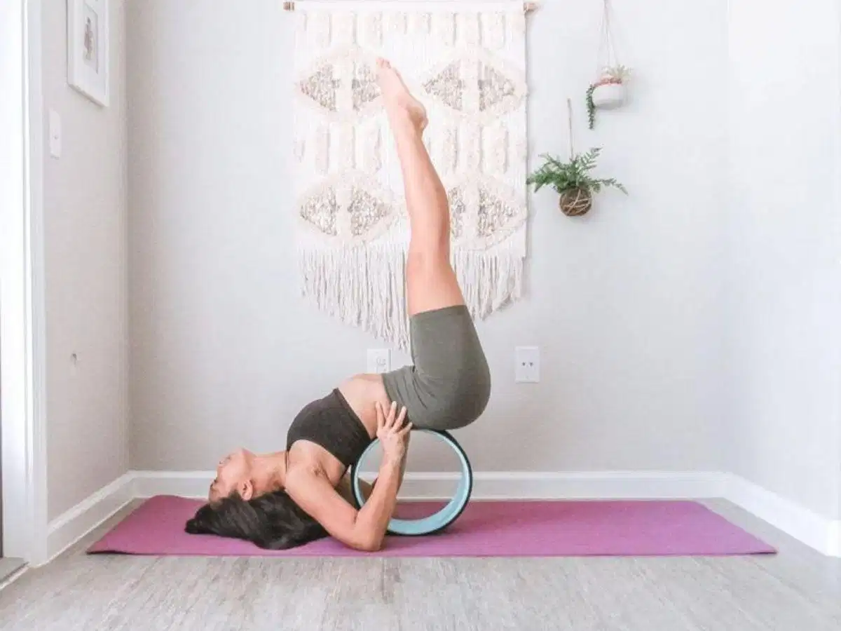 An toàn khi tập Yoga Wheel nâng cao Lưu ý kỹ thuật an toàn khi thực hiện các bài tập yoga với vòng nâng cao
