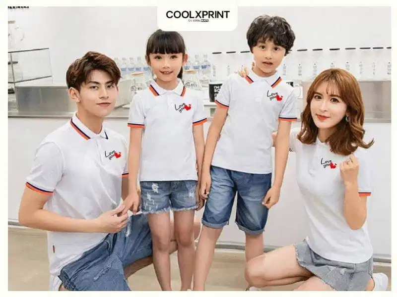Kiểu áo cặp gia đình 4 người tinh tế Kiểu áo polo đôi gia đình thanh lịch và tinh tế