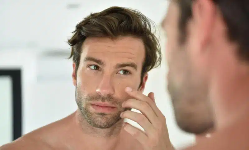 Tốc độ lão hóa da nam giới Tốc độ sụt giảm collagen theo độ tuổi ở nam giới