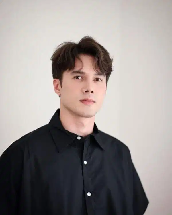 Mik Thongraya, anh chàng ấm áp