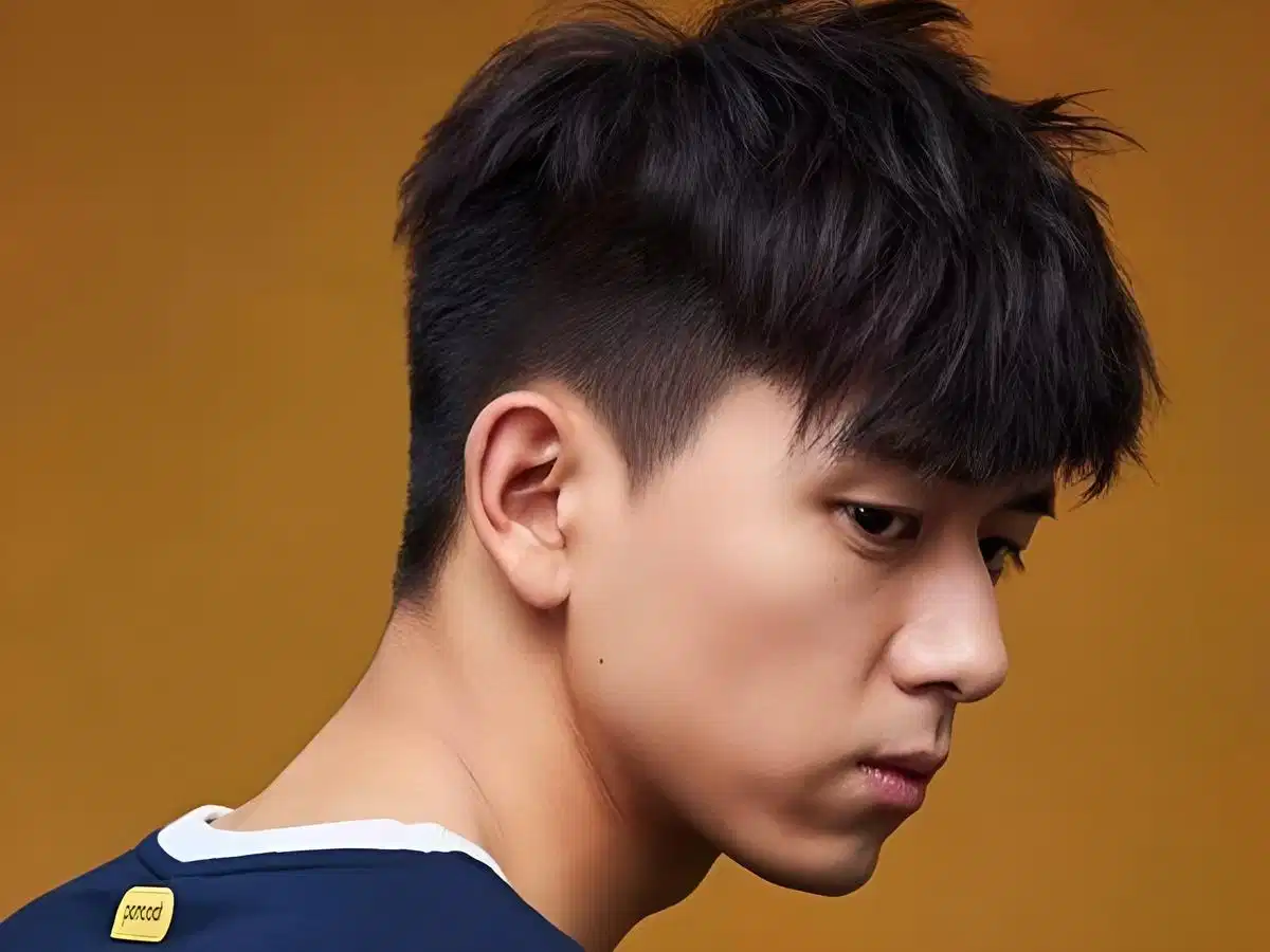 Mohican Textured Crop trẻ trung và dễ phục hồi phom tóc Mohican Textured Crop trẻ trung và dễ phục hồi phom tóc
