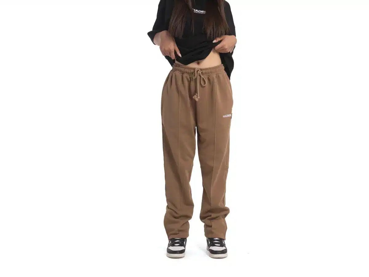 Jogger nỉ local brand cho phong cách streetwear
