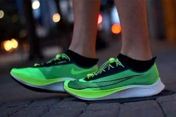 Công nghệ phản hồi lực Zoom Air Cắt lớp cấu trúc túi đệm Zoom Air của Nike