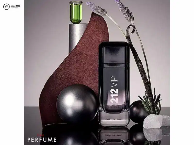 Thiết kế đẳng cấp của chai nước hoa 212 VIP Black EDP chính hãng