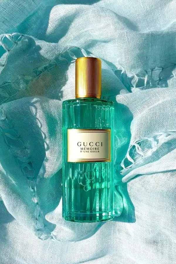 Gucci Memoire D'une Odeur với tầng hương hoài niệm ấm áp của mùa thu Gucci Memoire D'une Odeur với tầng hương hoài niệm ấm áp của mùa thu