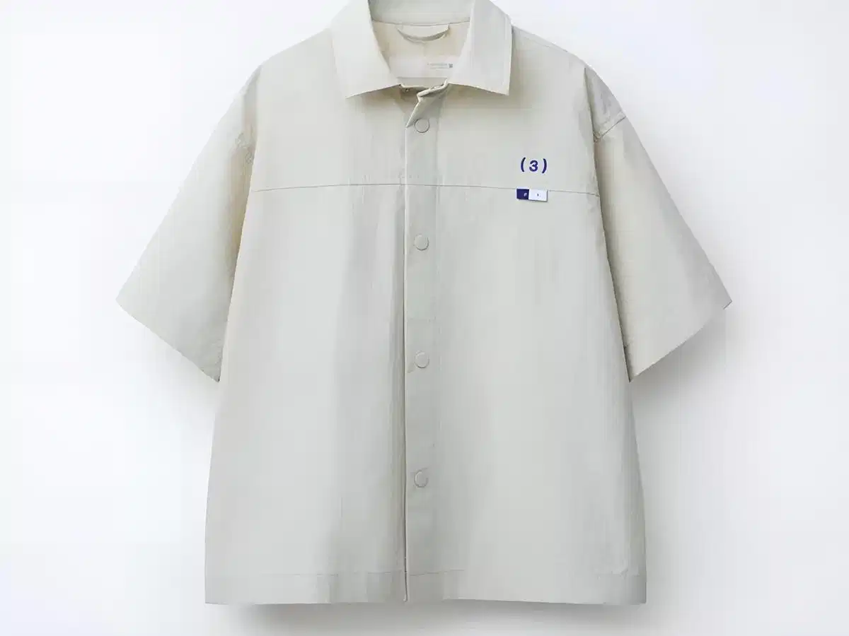 Vải sơ mi Nylon pha thích hợp cho trang phục di chuyển nhờ độ bền và ít nhăn