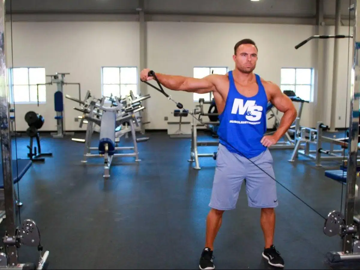 Tập vai giữa từng bên với One-Arm Lateral Raise