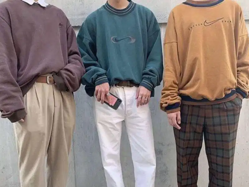 Áo sweater dệt họa tiết retro kết hợp quần âu ống rộng